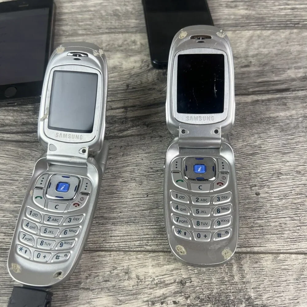 Lot of 6 Various Cell Phones Apple Samsung Motorola UNTESTED AS-IS PARTS REPAIR